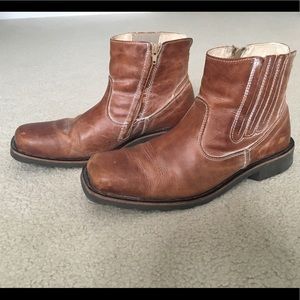 Men’s BULLBOXER boots, like new!